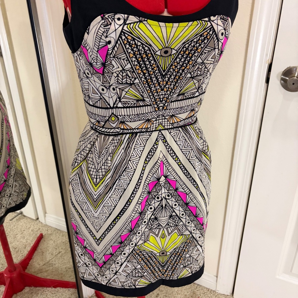 Mara Hoffman Silk Geometric Tribal Print Mini Dress Neon Pink Chartreuse Size 4 - Picture 2 of 7